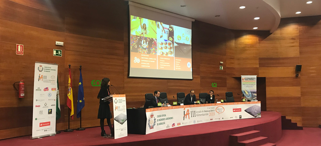 Mª José Madroñal en la III Jornada de Innovación en Alimentación de Sevilla